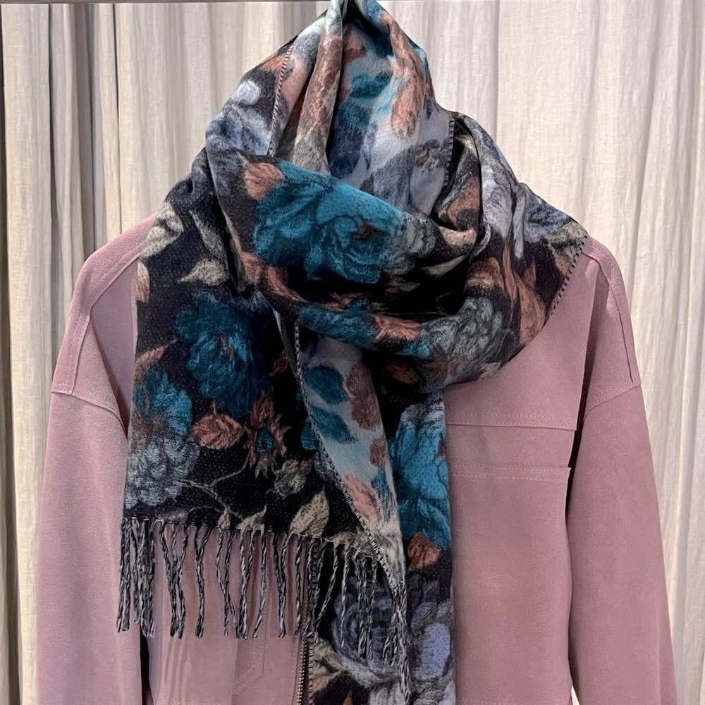 Floral Wrap Scarf Fringe Hem, NEW